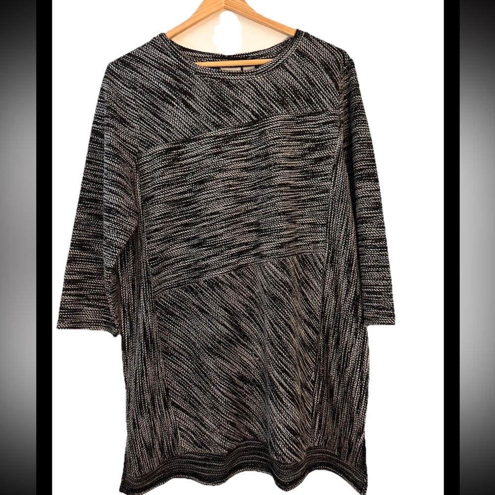 CHICOS ZENERGY Black White Dye Knit Texture Tunic Sweater Sz 10